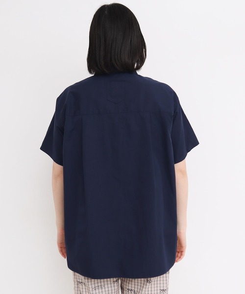 I am I in fact...数字刺繍コットン100% 半袖シャツ I am I in fact（アイアムアイインファクト）の「シャトルOX