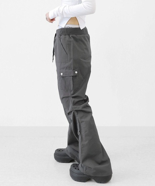 minsobi（ミンソビ） パンツ Dリング セミブーツカット ナイロンパンツ
