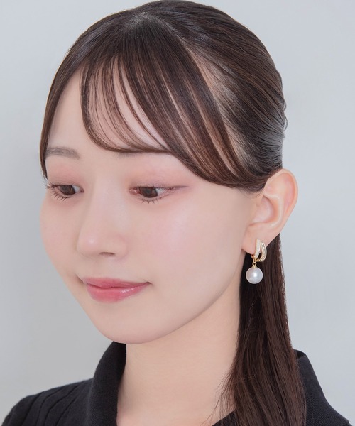 Leja（レジャ） パール ピアス 「LEJA」ゴールドカーブラインドロップ