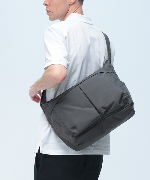 SML ショルダーバッグ (エスエムエル) HELMET SHOULDER BAG M テフロン