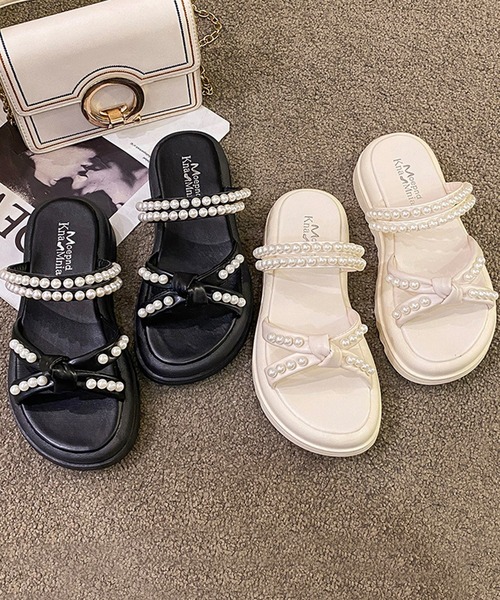 国内発送【CHANEL】ふんわりクッション♪可愛いパール付サンダル org.jpg