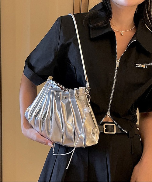 LA VORAGINE（ラ ヴォラジネ） クラッチバッグ パーティーバッグ 2way