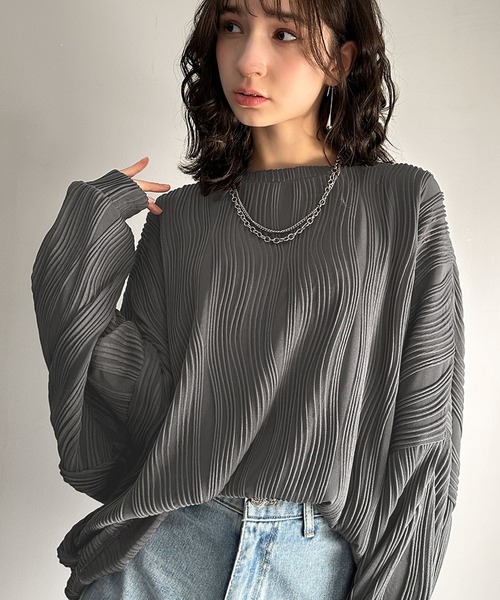 classicalelf tシャツ ゆるさとスタイリッシュを両立。オーバー