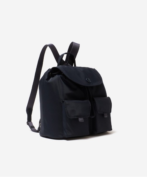 COLE HAAN デイバック リュック ナイロンフラップバックパック
