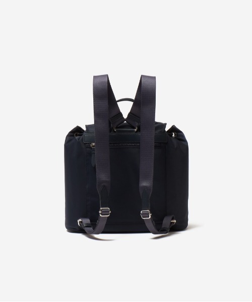 COLE HAAN デイバック リュック ナイロンフラップバックパック