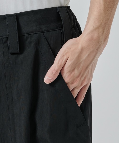 UJOH（ウジョー） パンツ 別注 Bush Pocket Cargo Shorts メンズ
