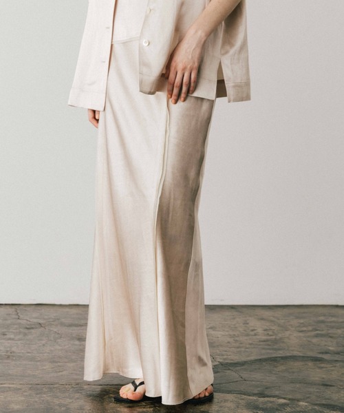 CREDONA（クレドナ） スカート ACETATE LINEN SATIN SKIRT/アセテート