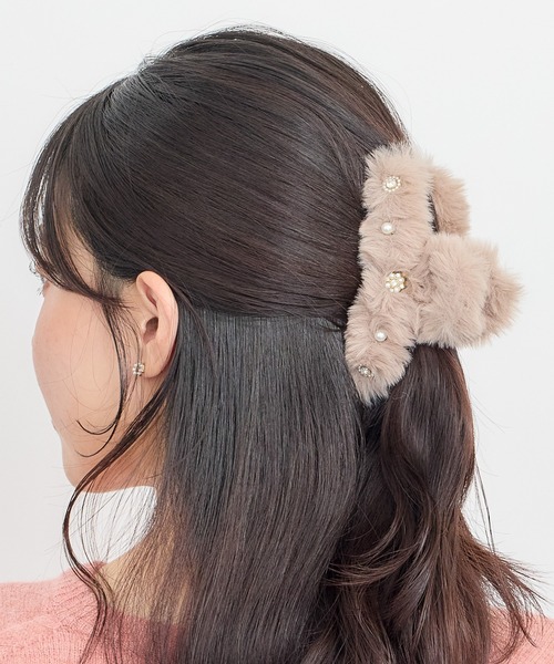 Heartdance（ハートダンス） ヘアクリップ 装飾ビジュー付ファーバンス