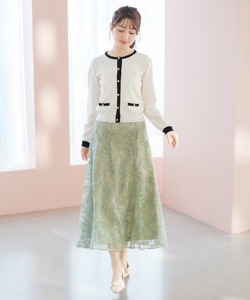 未使用級・近年モデル・完売品✨Sov.　オリジナルフラワー柄バックサテンスカート 未使用級・近年モデル・完売品✨Sov. オリジナルフラワー柄バック