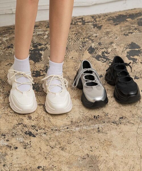 「RETRO GIRL」 シューズ MEDIUM ブラック レディース_画像3