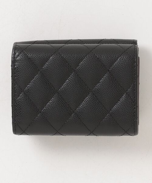 極美品　シャネル マトラッセ キャビアスキン 三つ折り財布 ブラック 黒 CHANEL（シャネル） マトラッセ キャビアスキン 三つ折り 財布