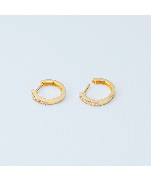 COCOSHNIK（ココシュニック） ピアス K18ダイヤモンド 平打ち中折れ