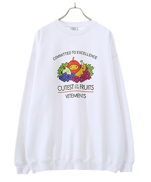 スウェット VETEMENTS / ヴェトモン：CUTEST OF THE FRUITS LOGO 