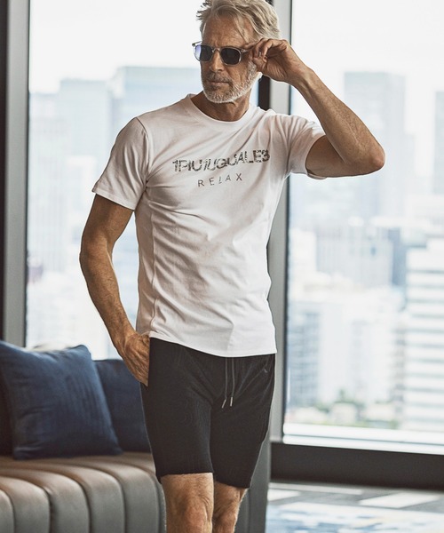 1PIU1UGUALE3 RELAX tシャツ RELAX(ウノピゥウノウグァーレトレ