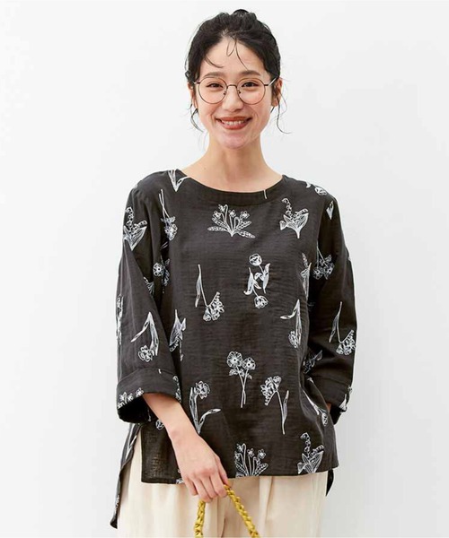 リブ　イン　コンフォート　ふんわりダブルガーゼが心地いい　とっておきのボタニカル刺しゅうトップス レディース