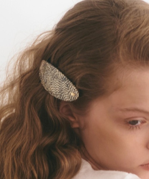 ヘアクリップ 「IRIS 47」veronique barrette HB123の画像