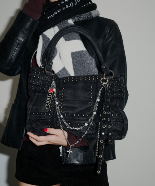DTYYPE（ドタイプ） ショルダーバッグ バッグ ヴィンテージ風スタッズ