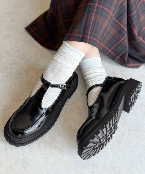 新品 ヌエール Tストラップ エナメル レザー ローファー