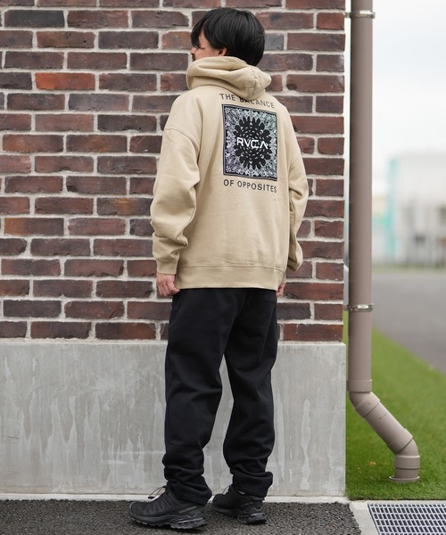 RVCA（ルーカ） パーカー プルオーバー/パーカー バックプリント