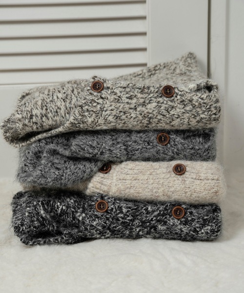 lawgy（ラウジー） ベスト ジレ fluffy mix wood like button knit