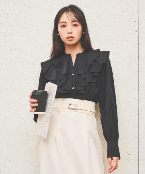 SWINGLE（スウィングル） ブラウス シャツ パールボタン付フリル