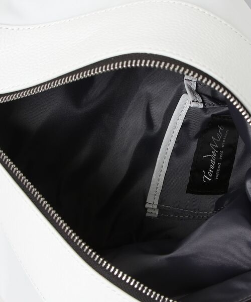 ウエストポーチ レザーナイロンフォルデッドワンショルダーBAG メンズの画像