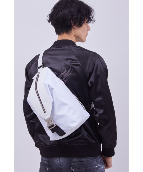 ウエストポーチ レザーナイロンフォルデッドワンショルダーBAG メンズの画像