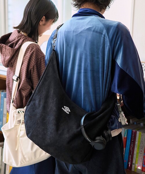 umbro（アンブロ） ショルダーバッグ ONE SIZE ブラック メンズ