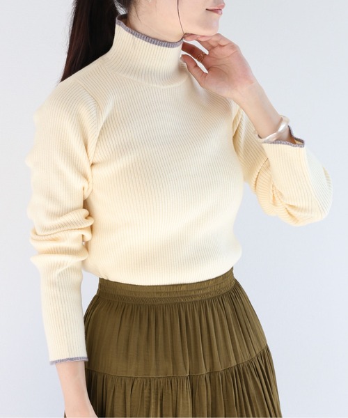 MAYDI クリーム色 ハイネックニット MAYDI クリーム色 ハイネックニット