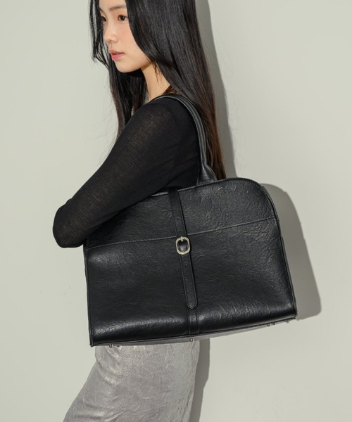 【美品】NEUNA ベルテッドボストンバッグ ブラック NEUNA ボストンバッグ ベルテッドボストンバッグ レディース