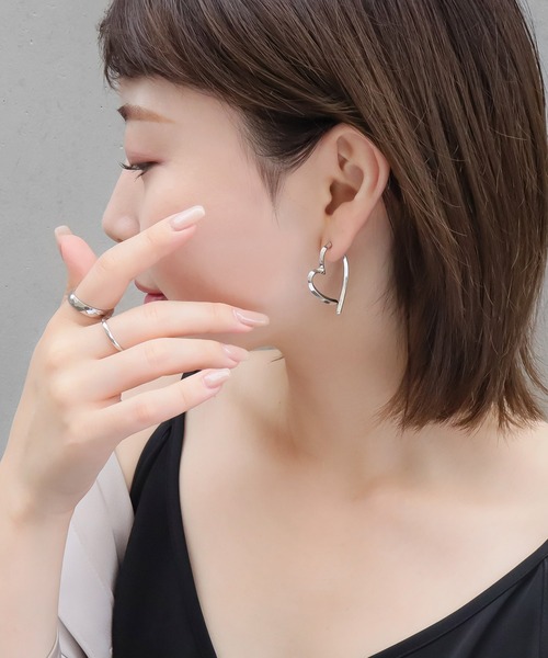 blackdia ocean（ブラックダイヤオーシャン） ピアス ハートストローク
