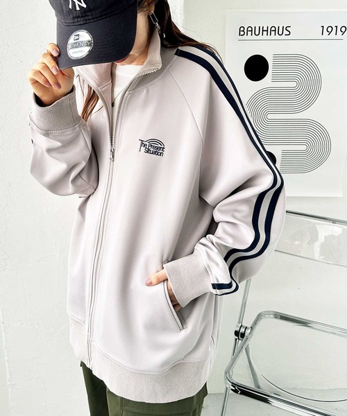 レア！　美品　フェンディ　フィラ　コラボ　トラックジャケット　ジャージ　白　M レア！ 美品 フェンディ フィラ コラボ トラックジャケット