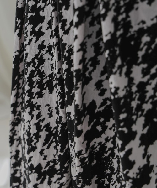 Bou Jeloud（ブージュルード） スカート 変形千鳥柄フロッキーPt