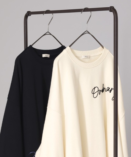 HUG.U（ハグユー） トレーナー スウェット ロゴ刺繍スウェット