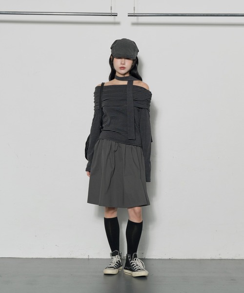 FOLLOWIN（フォロウィン） tシャツ ストライプオフショルダー