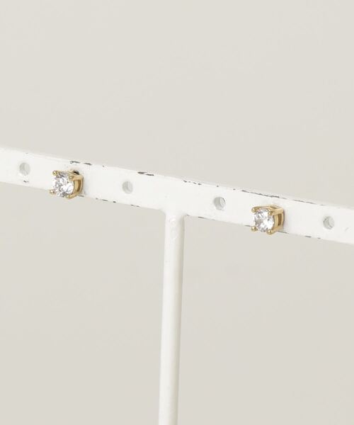 Paved double zirconia pierce | 金属アレルギー対応の