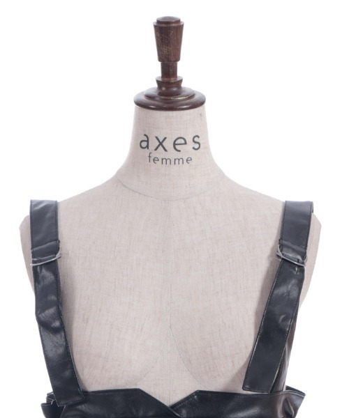 axes femme（アクシーズ ファム） ベスト ジレ 合皮素材ビスチェ