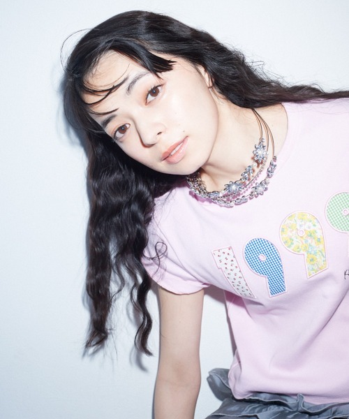 tシャツ 「上國料萌衣コラボ」1999アップリケTシャツ レディース
