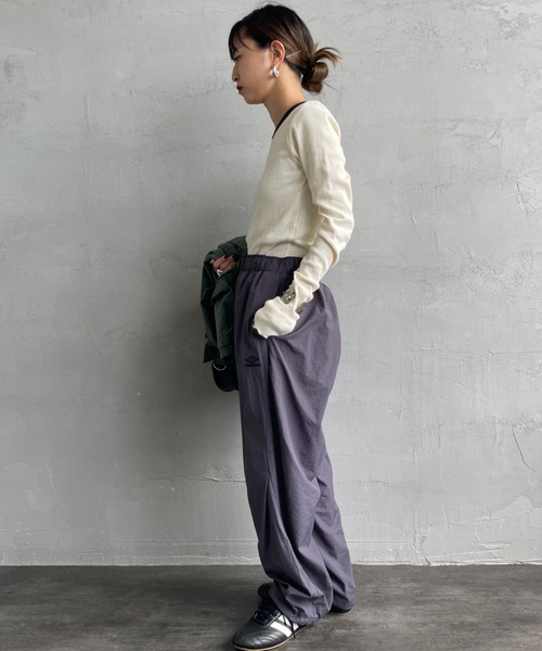 umbro（アンブロ） パンツ 別注 ナイロントラックパンツ レディース