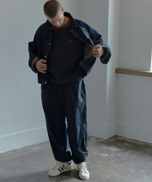 umbro（アンブロ） パンツ 別注 ナイロントラックパンツ レディース