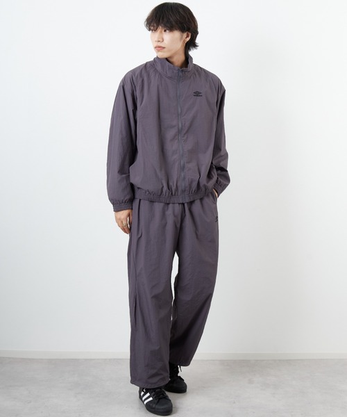 umbro（アンブロ） パンツ 別注 ナイロントラックパンツ レディース