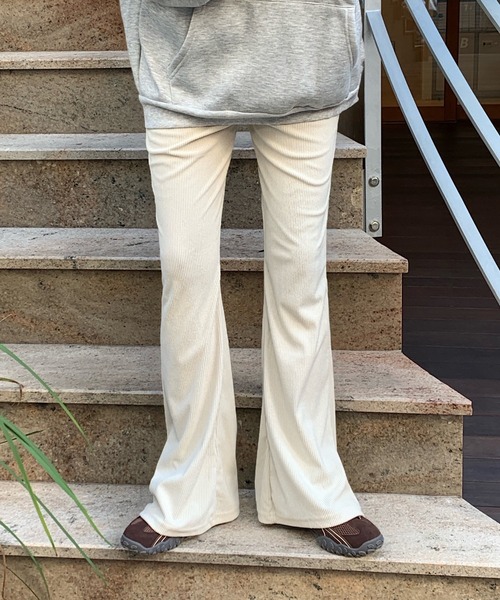 予約済み　完売品！バックラッシュ　ストレッチコーデュロイフレアパンツ スラックス パンツ コーデュロイフレアパンツ レディース : ZOZOTOWN