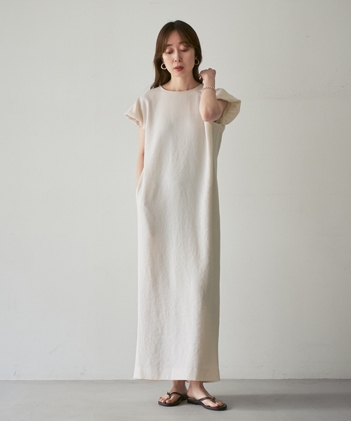 ワンピース 「洗える」ELENI/エルニ ビローギャザーワンピースの画像