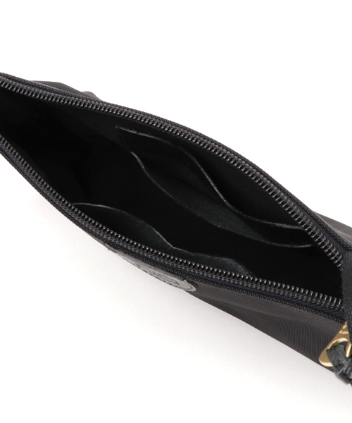 ショルダーバッグ IL BISONTE / NYLON x LEATHER / クロスボディバッグ メンズ レディースの画像