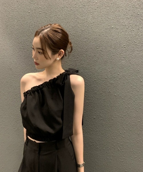 SOLNI アシメリボンネックTシャツ アシメリボンネックTシャツ ブラック | ファッション通販