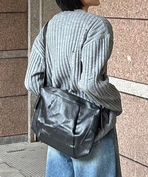 Chikashitsu+（チカシツプラス） ショルダーバッグ メンズ レディース