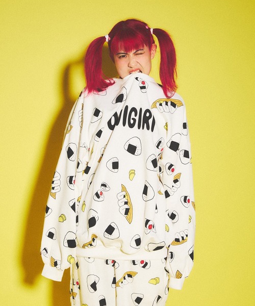PUNYUS トレーナー スウェット フード総柄スウェット(ONIGIRI