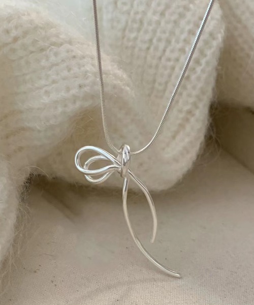 DiamondHearts（ダイヤモンドハーツ） ネックレス リボンデザイン