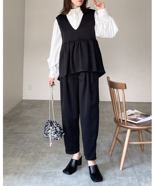 She's Closet ベスト ジレ 深Vネックハイウエストタック切り替え
