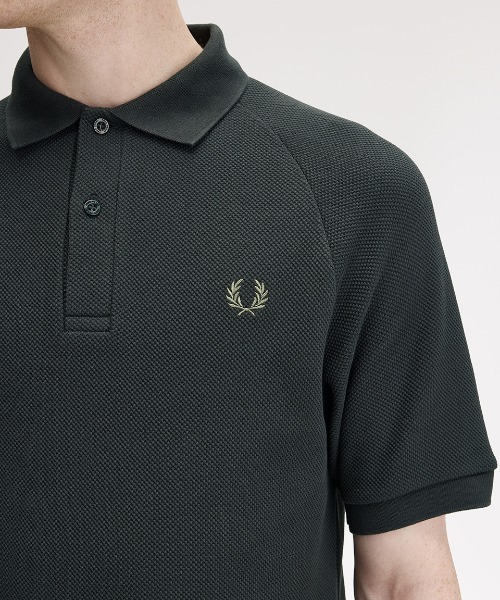 Peate ポロシャツ Textured Zip Neck Polo Shirt(S 102：BLACK): | FRED PERRY